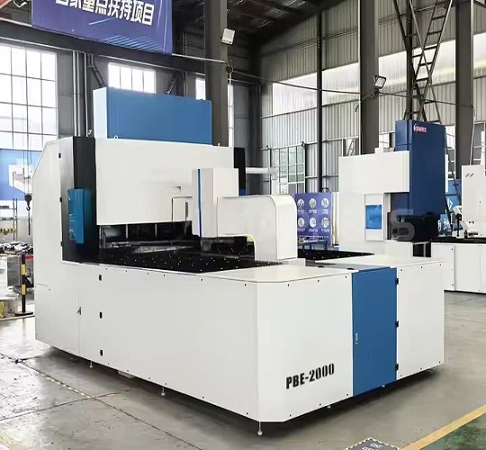 What is the Difference Between a Panel Bender and an NC Press Brake Machine?